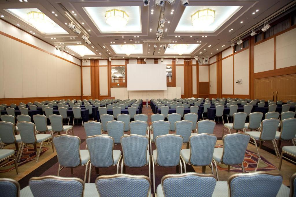 Aichi Hotel Mielparque Nagoya מראה חיצוני תמונה